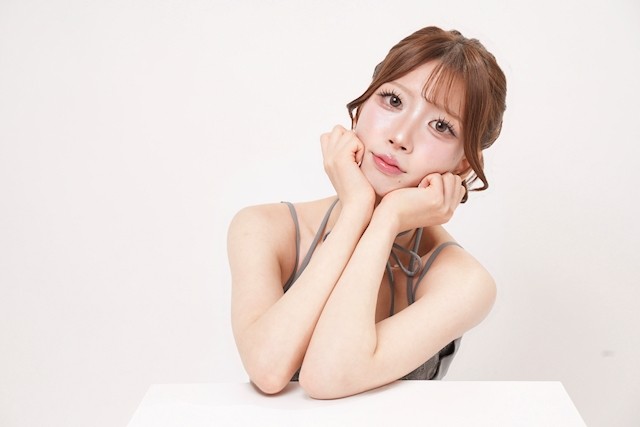 桃地 ももなプロフィール写真18